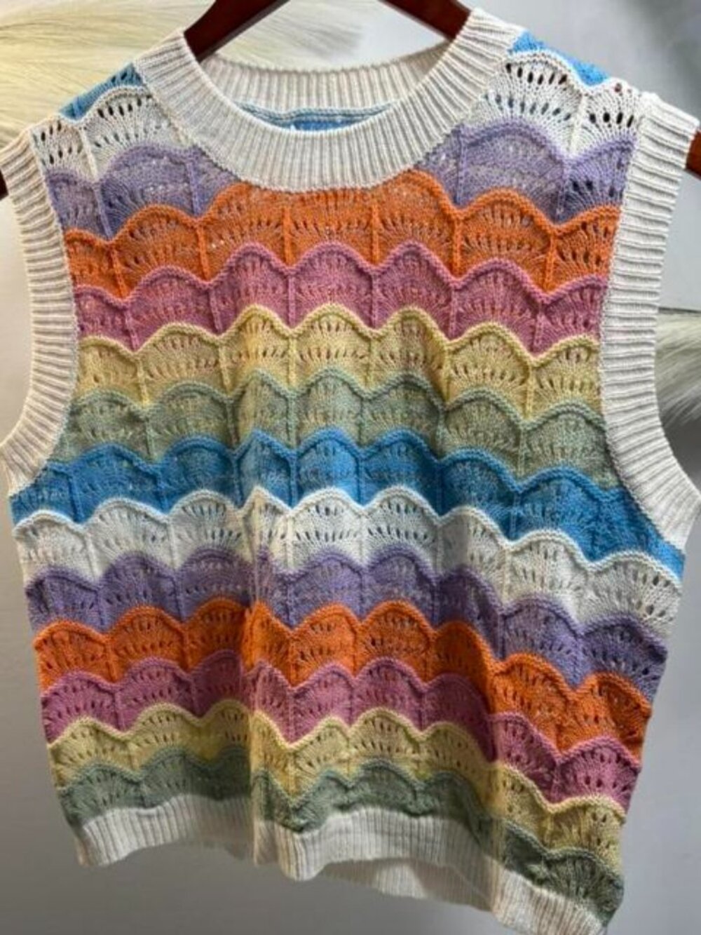 (#12) Rainbow knit vest with wavy pattern